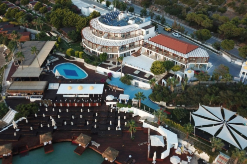 CESHME PLUS HOTEL - Изображение 1